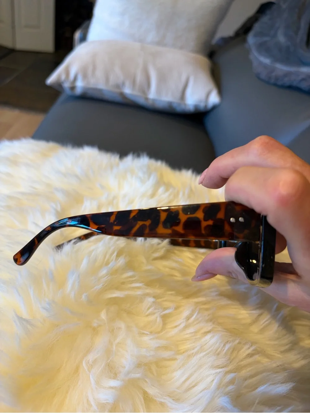 Black Square Frame Sunglasses - Black with Green Mirrored Lense